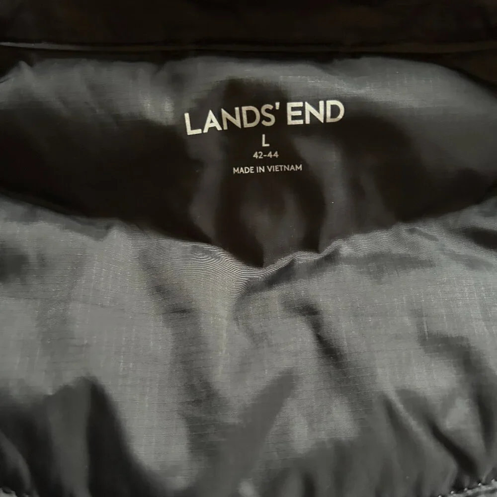 Lands’ End Black Puffer Jacket - Picture 6 of 7